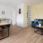 Διαμέρισμα Captains Quarters 5 In